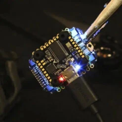 Flywoo GOKU HEX BS13A 6in1 ESC BLHeli_S 16x16 -Drone Discount Store goku hex bs13a 6in1 esc 16mm x 16mm w 4pcs ws2812 led 635965 500x ff9771f5 48f6 4dc4 a774 f972bd6c7532